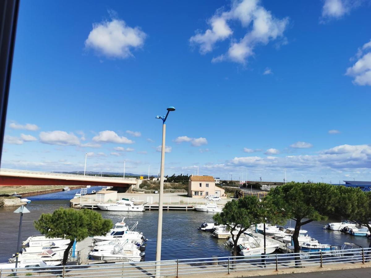 L'Hotel Du Port Exterior photo